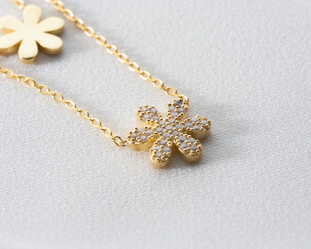 Two Lines Flower Necklace